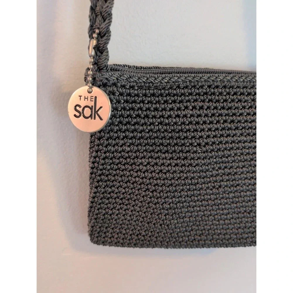 The Sak Gray Crochet Knit Shoulder Bag Small Handbag Zipper Closure Boho